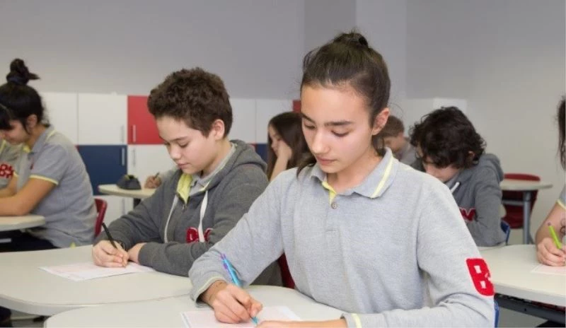 Bahçeşehir Koleji Fen ve Teknoloji Liselerine Kabul Sınavı tarihleri belirlendi
