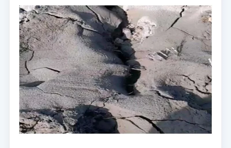 Elazığ’ı tedirgin eden görüntü: Zemin sıvılaşması Palu’da da görüldü
