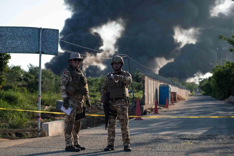 Meksika’da petrol tesisinde patlama: 3 yaralı, 5 kayıp

