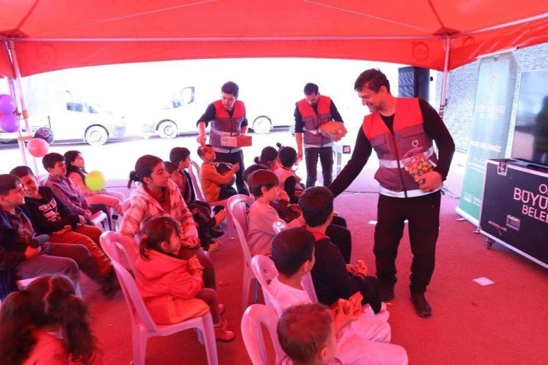 Ordu Büyükşehir Belediyesi depremzede çocuklar için aktivite alanları oluşturdu
