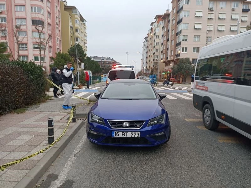 Büyükçekmece’de otomobilin içinde battaniyeye sarılı ceset bulundu
