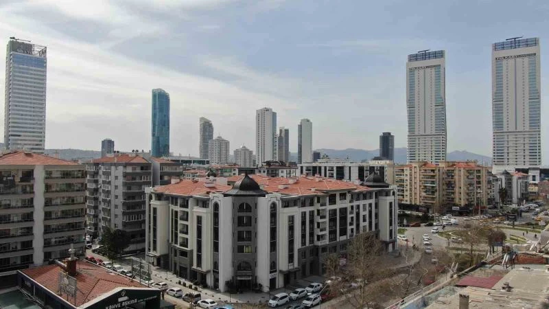 İzmirli depremzedeler, Mühendis ve Mimarlar Odalarının itirazıyla ikinci kez sarsıldı
