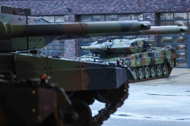 Norveç, Almanya’dan 54 Leopard 2 tankı sipariş edecek
