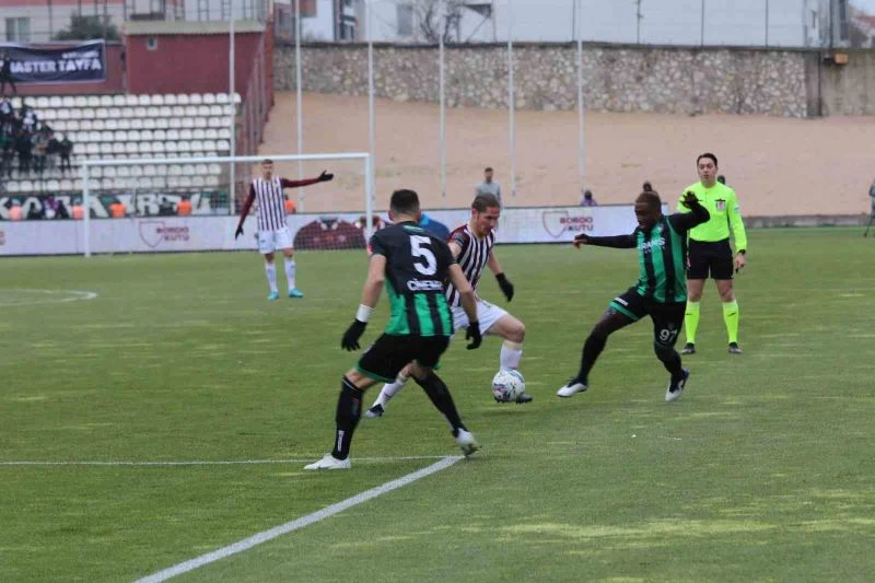 A. Denizlispor 3 puan sevincini uzun aradan sonra tekrar yaşadı
