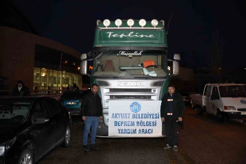 Akyurt’tan afet bölgelerine iş makinesi ve yardım malzemesi desteği
