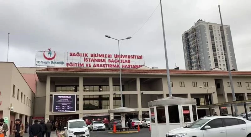 Depremde eşini ve kızını kaybeden Rahime Atala’nın tedavisi İstanbul’da sürüyor
