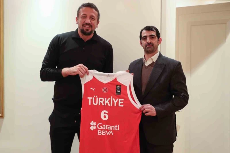 İran Basketbol Federasyonu Başkanı Daveri’den, TBF Başkanı Türkoğlu’na ziyaret
