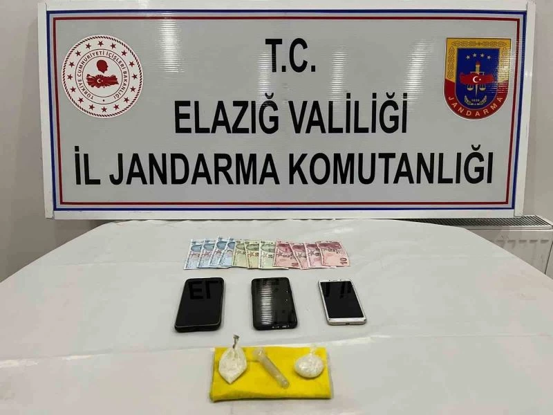 Elazığ’da jandarma ekipleri uyuşturucuya geçit vermiyor
