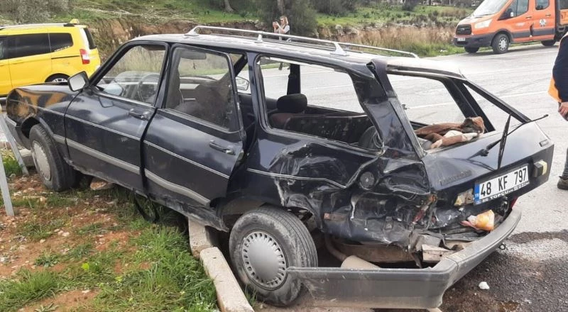Milas’ta trafik kazası: 1 ölü, 4 yaralı

