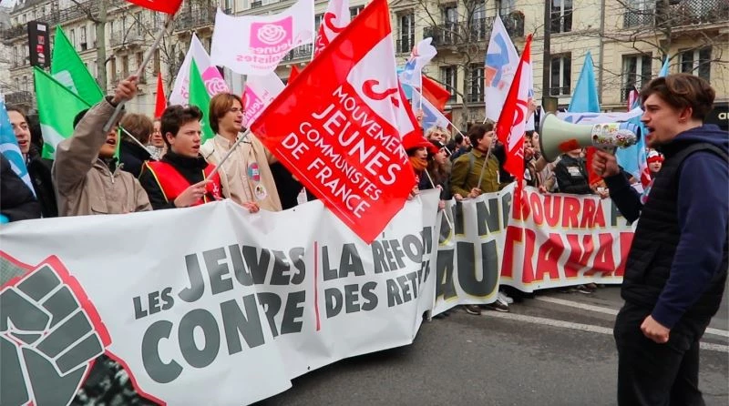 Fransa’da emeklilik reformuna karşı grevler sürüyor
