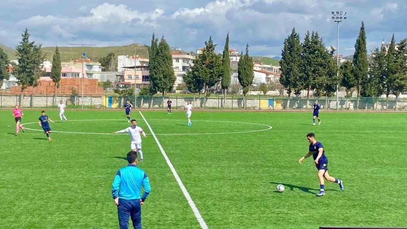 BAL: Alaçatıspor 1 - 1 Bağcılarspor
