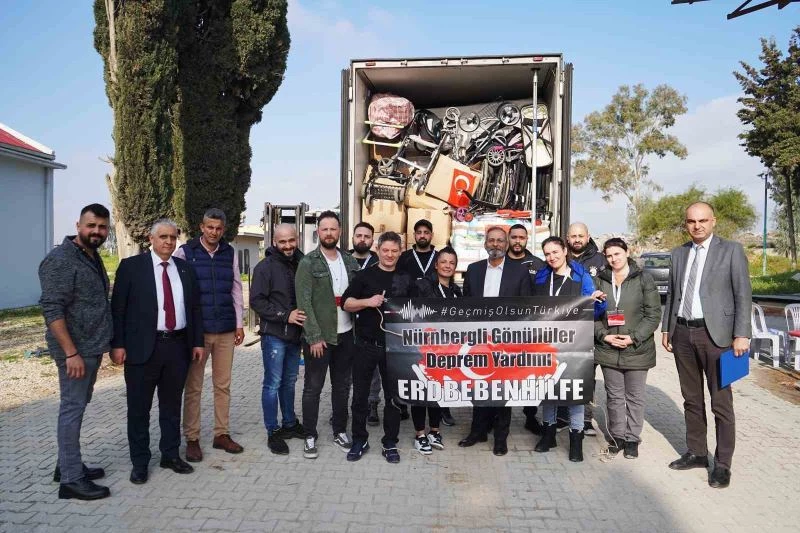 Almanya’daki gönüllülerden depremzedeler için 2 yardım tırı
