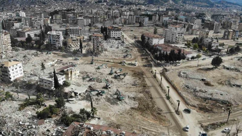 Hatay’daki enkaz kaldırma çalışmaları havadan görüntülendi
