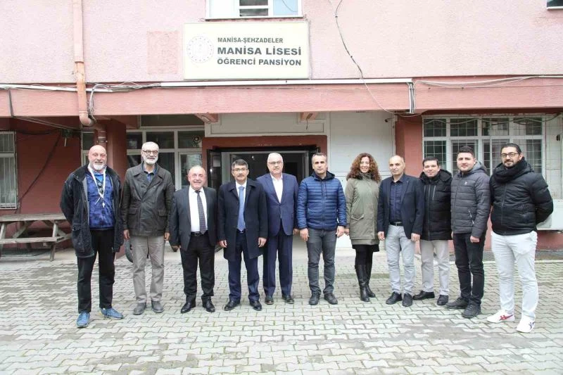 Manisa Lisesi’nden Başkan Çelik’e teşekkür
