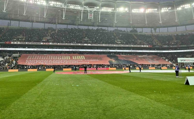 Spor Toto Süper Lig: Beşiktaş: 1 - İstanbulspor: 0 (İlk yarı)
