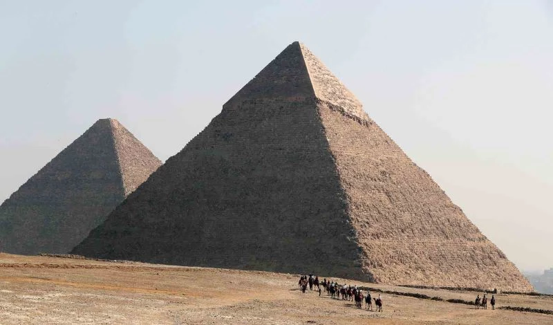 Mısır’daki Büyük Piramit’te 9 metre uzunluğunda gizli bir koridor keşfedildi
