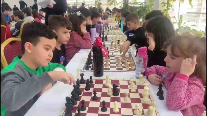 Gönen’de satranç turnuvası heyecanı sonuçlandı
