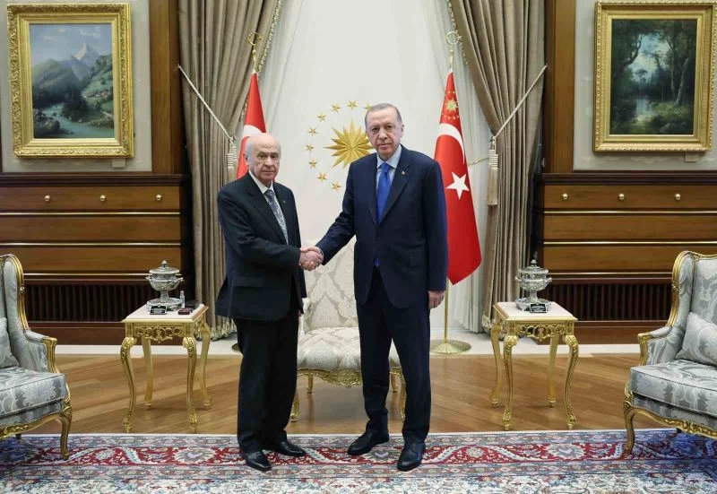 Cumhurbaşkanı Recep Tayyip Erdoğan, MHP Genel Başkanı Devlet Bahçeli ile bir araya geldi.
