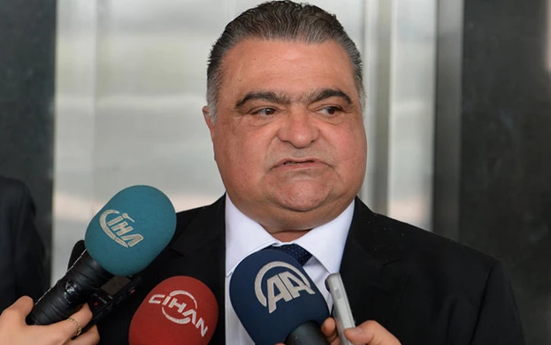 Ahmet Özal KİMDİR?