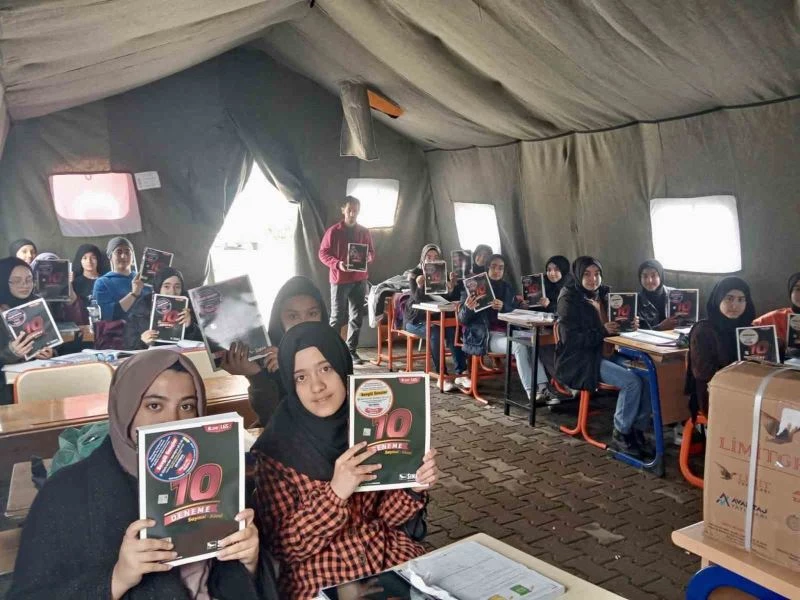 Pursaklar Belediyesinden deprem bölgelerindeki öğrencilere eğitim desteği
