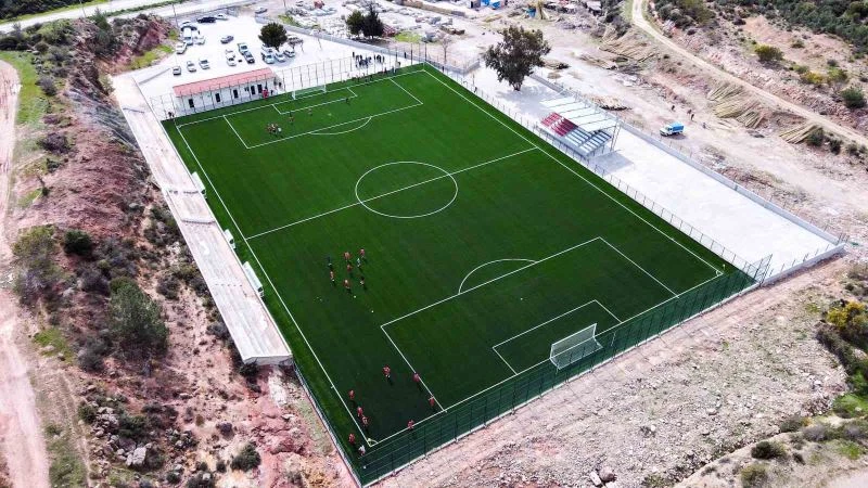 Başkan Aydın, Seferihisar’daki stat için 