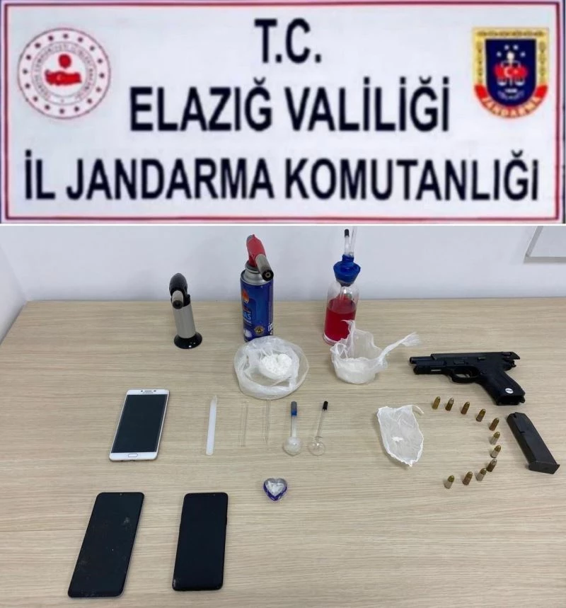 Elazığ’da jandarma ekipleri uyuşturucu tacirlerine geçit vermiyor
