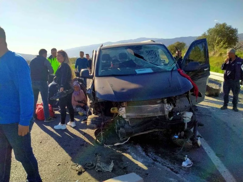 Buharkent’te trafik kazası: 6 yaralı
