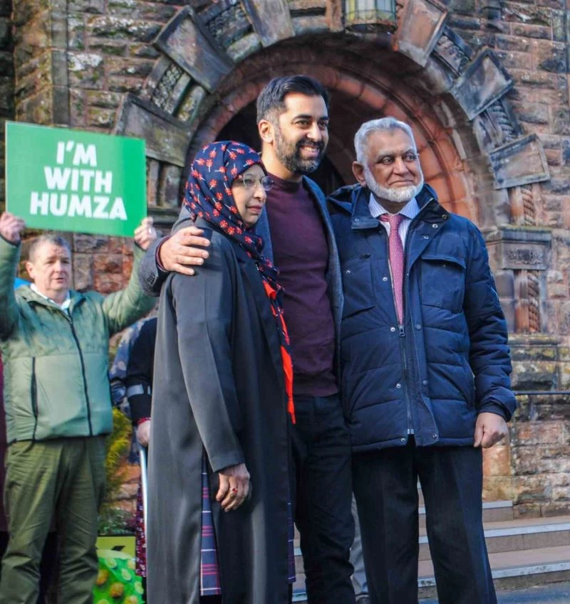 Humza Yousaf, İskoçya’nın ilk Müslüman başbakanı oldu
