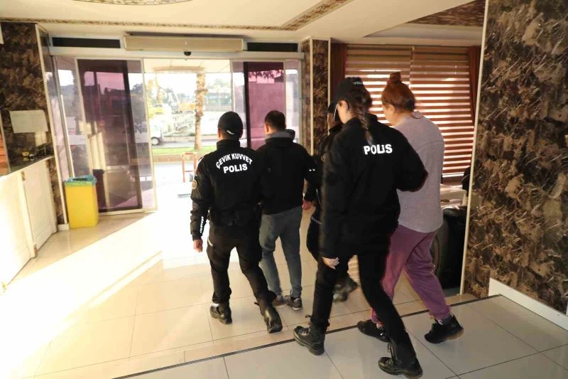 Mersin’de fuhuş operasyonu: 2’si ev hapsi, toplam 13 tutuklu
