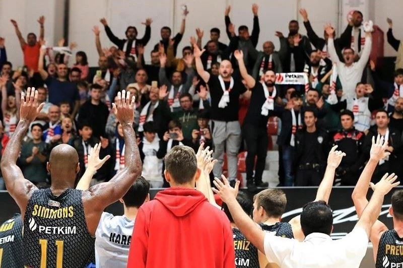 Aliağa Petkim Spor - Darüşşafaka maçının biletleri satışa çıktı
