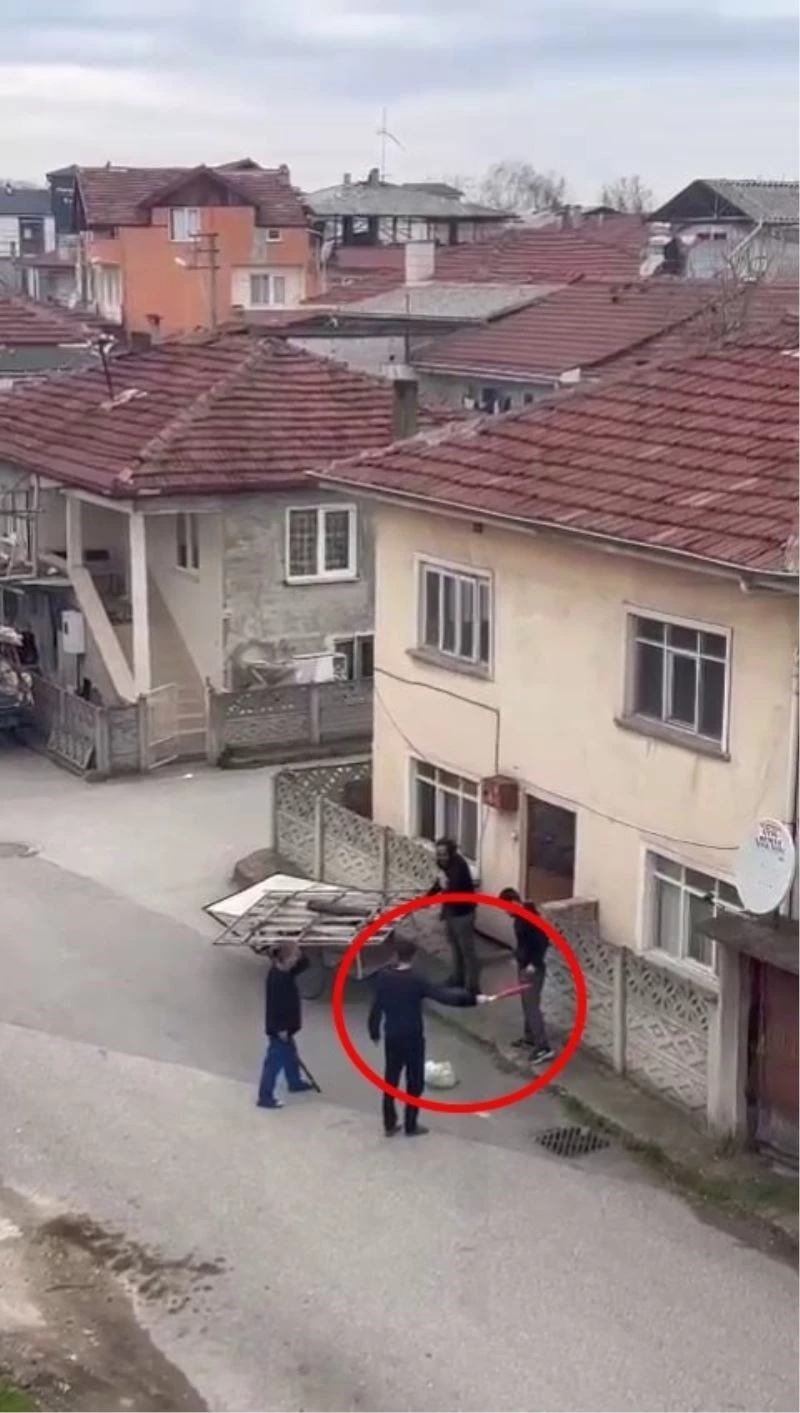 Soba çaldığını iddia etti, eskiciye saldırdı
