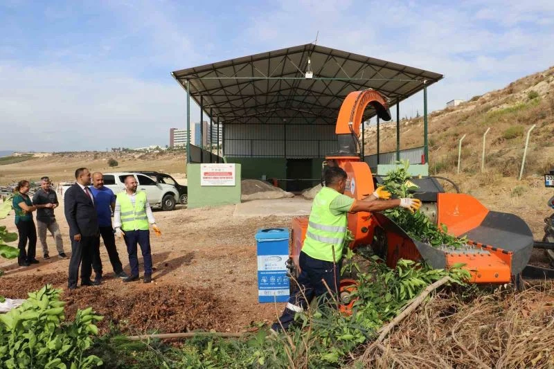 Toroslar’da üreten kadınlara kompost gübre dağıtıldı
