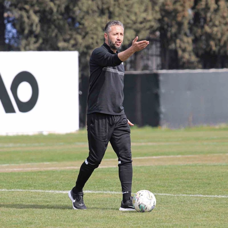 Tuna Üzümcü, Altay’ın başında ilk maçına çıkacak
