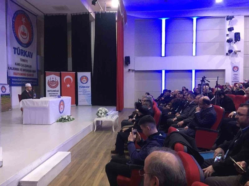 Mehmet Feyzi Şallıoğlu, düzenlenen konferansta anıldı
