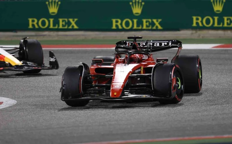 Formula 1’de sezonun ilk yarışında ipi Verstappen göğüsledi
