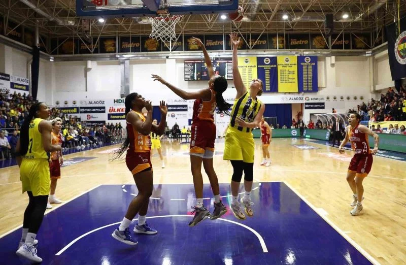 Kadınlar basketbolda derbi heyecanı: Galatasaray - Fenerbahçe
