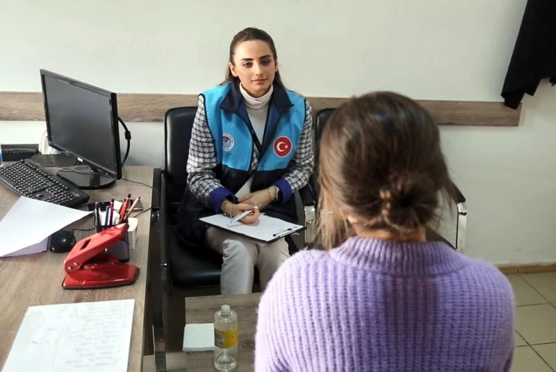 Akdeniz Belediyesi uzman psikologlarından depremzedelere destek
