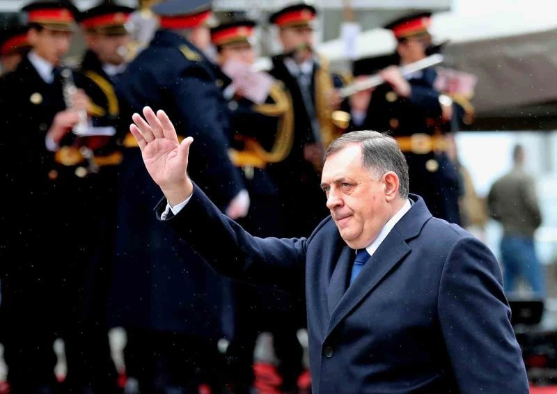 Bosnalı Sırp lider Milorad Dodik’ten Bosna Hersek’ten ayrılma tehdidi
