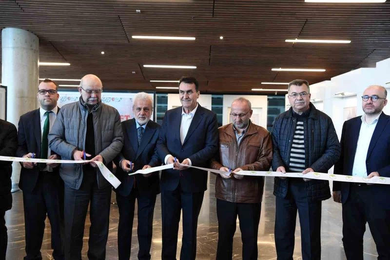 ‘Ulumabet Camiikebir’ sergisi büyüledi
