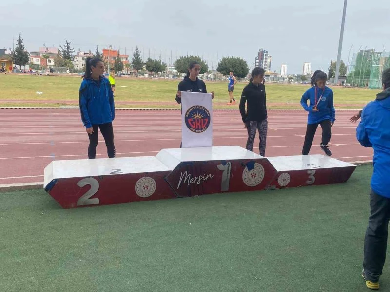 Gaziantep Kolej Vakfı’ndan atletizmde çifte birincilik

