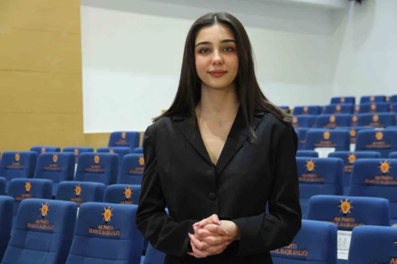 Türkiye’nin en genç milletvekili adayı İzmir’den