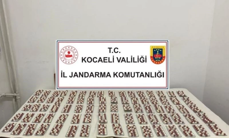 Kocaeli’de bin 115 sentetik ecza hap ele geçirildi
