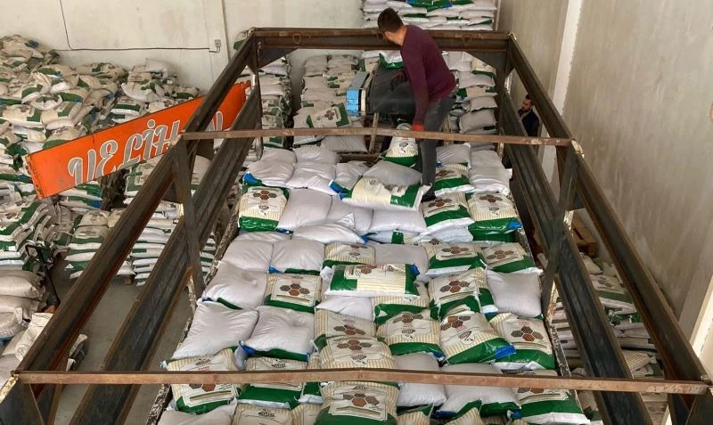 Mersin Ticaret Borsası’ndan depremzede çiftçilere 13 ton tohum desteği
