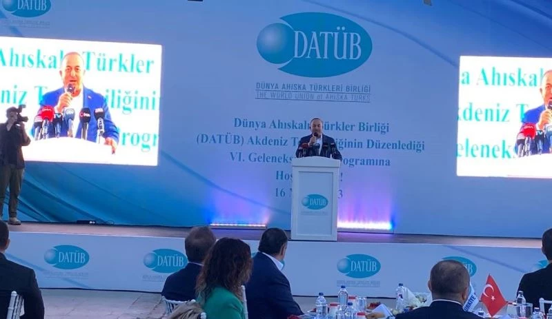 Bakan Çavuşoğlu: “Türkiye’de bulunan Ahıska Türklerinin hepsine vatandaşlık vereceğiz”
