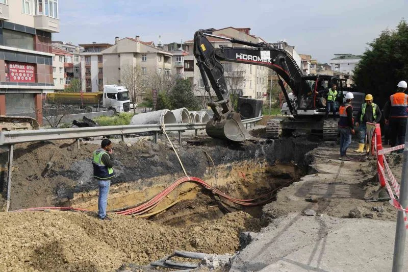 Büyükçekmece’nin çeyrek asırlık sorunu, İSKİ ve Belediye ekiplerinin ortak projesi ile 8 günde çözüme ulaştı
