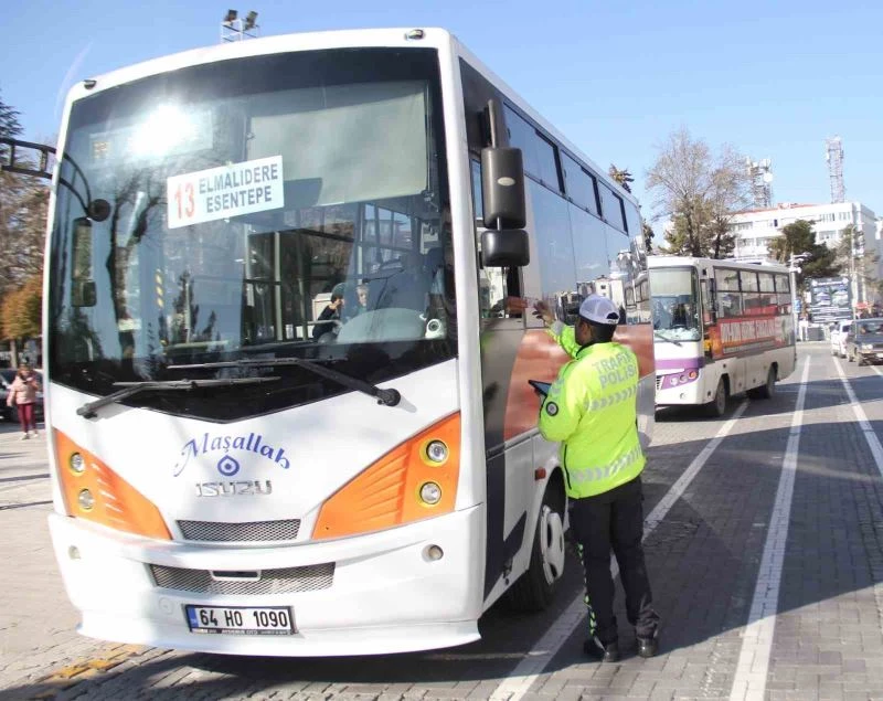 Uşak’ta 946 sürücüye para cezası kesildi
