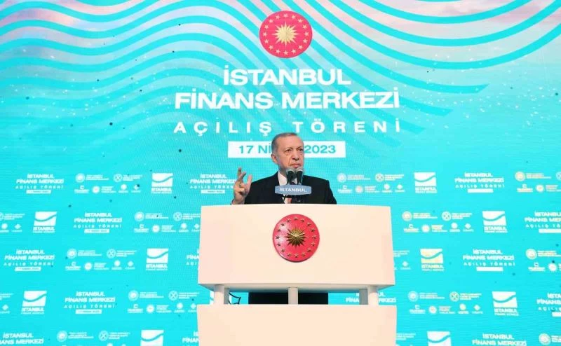 Cumhurbaşkanı Recep Tayyip Erdoğan İstanbul Finans Merkezi açılış töreninde açıklamalarda bulunuyor. Erdoğan, 