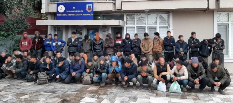 Adana’da 59 düzensiz göçmen yakalandı
