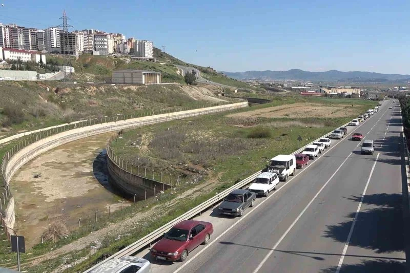 Kahramanmaraş’ta demremzedelere günlük 500 ton odun desteği
