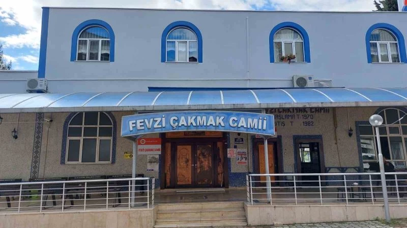 Camiden bilgisayar hırsızlığı
